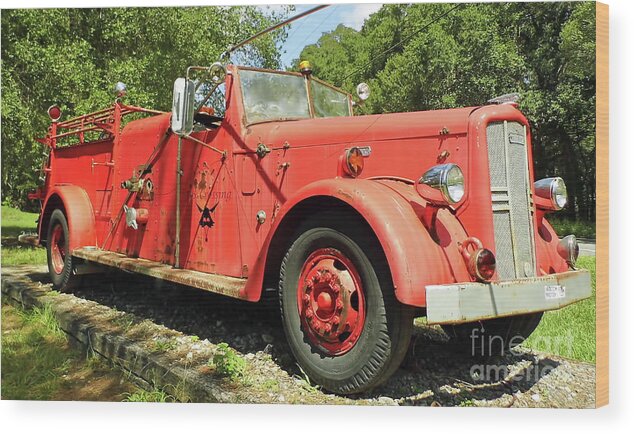 Ward Lafrance Wood Print featuring the photograph Antique LaFrance Fire Engine by D Hackett