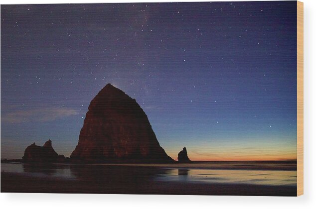 Oregon Wood Print featuring the photograph Haystack Night Sky by Todd Kreuter