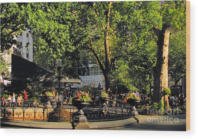 Fountain Wood Print featuring the photograph Madison Square Park Summer No.2 - A New York Impression by Steve Ember