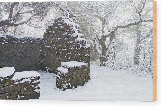 Snow Wood Print featuring the photograph The Ruined Bothy by Lachlan Main