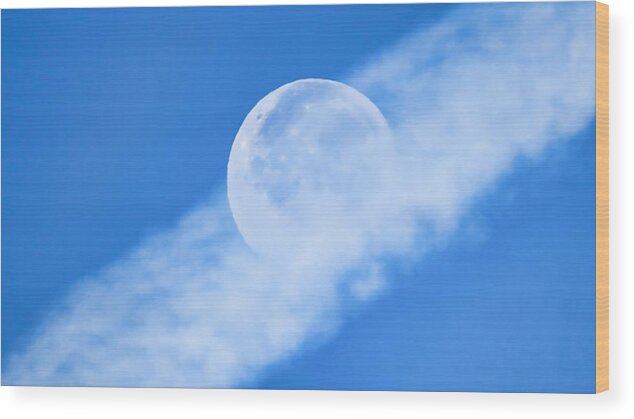 Arizona Wood Print featuring the photograph Floating Full Moon in Cancer by Judy Kennedy