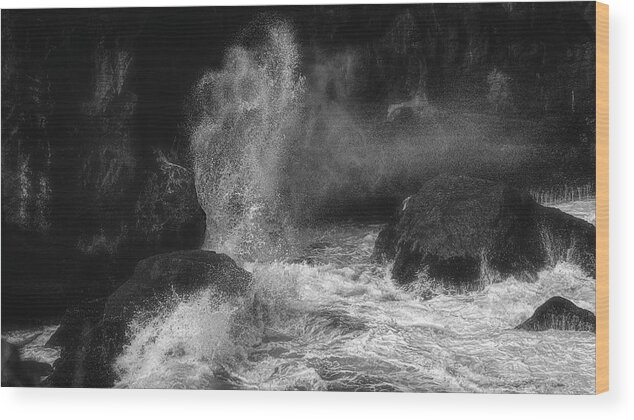 Landscape Wood Print featuring the photograph Intimate Splash by Bill Posner