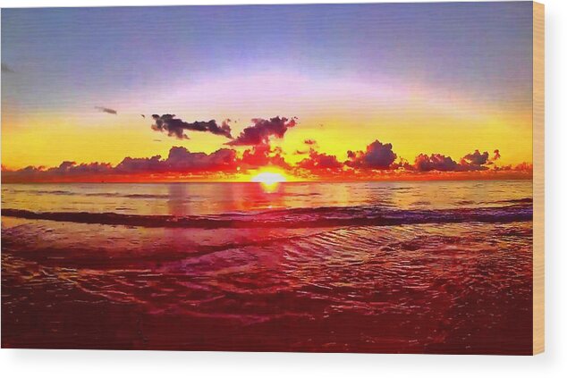 Sunrise Wood Print featuring the photograph Sunrise Beach 37 by Rip Read