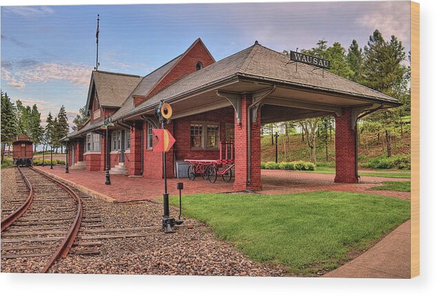 Railroad Wood Print featuring the photograph The Depot by Dale Kauzlaric