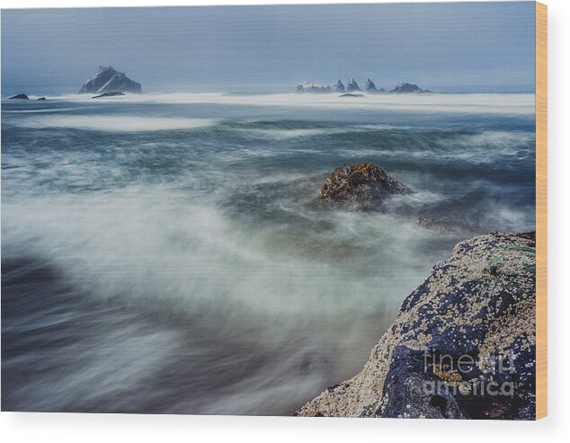 Wave Wood Print featuring the photograph Big Splash by Gene Garnace