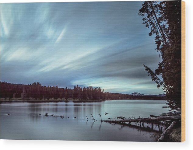 Horizontal Wood Print featuring the photograph Moving Morning by Jon Glaser