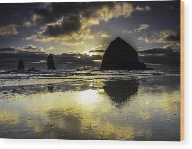 2013 Wood Print featuring the photograph Sunset Reflected by Sara Hudock