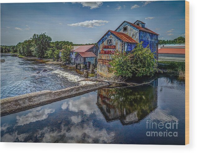 Abandoned Wood Print featuring the photograph Chisolm's Mills by Roger Monahan