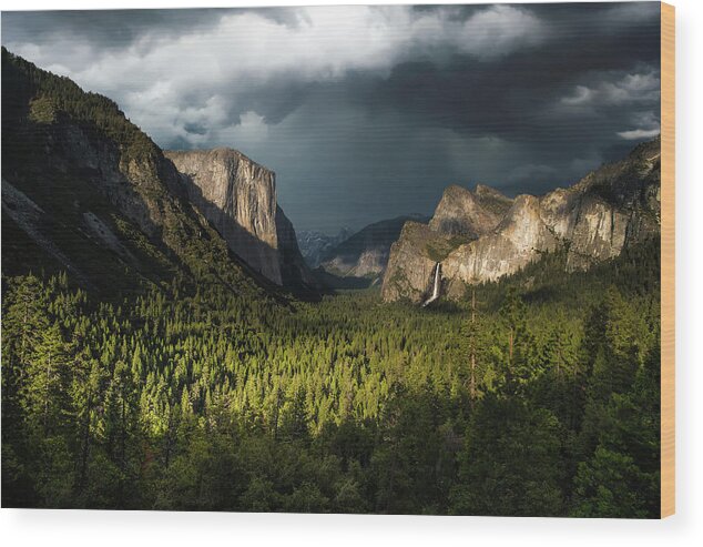 Yosemite Wood Print featuring the photograph Majestic Yosemite National Park by Larry Marshall