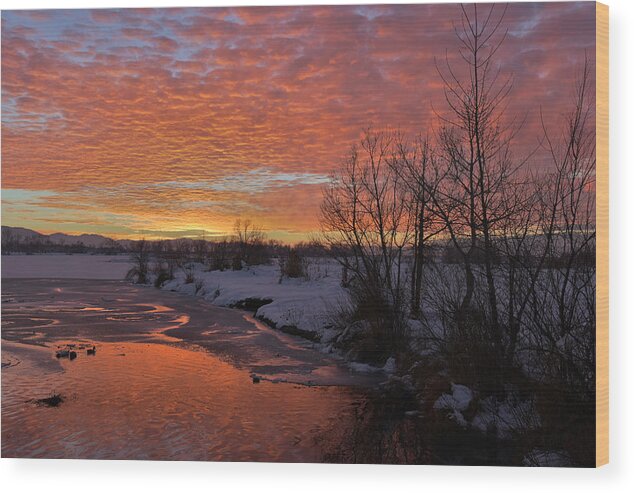 Sunset Wood Print featuring the photograph Sunset Over Bountiful Lake by Douglas Pulsipher