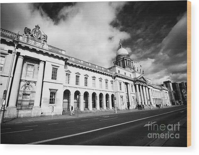 Dublin Wood Print featuring the photograph The Custom House custom house quay Dublin republic of Ireland #9 by Joe Fox