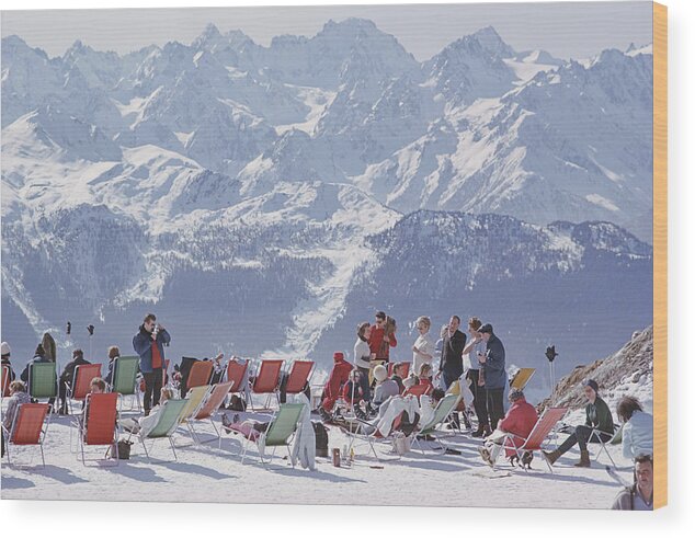 People Wood Print featuring the photograph Lounging In Verbier by Slim Aarons
