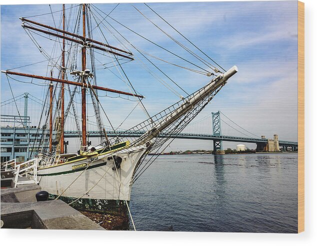 Pennsylvania Wood Print featuring the photograph Gazela - schooner boat by Louis Dallara