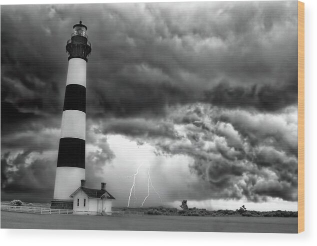 North Carolina Wood Print featuring the photograph Skies of Fire bw by Dan Carmichael