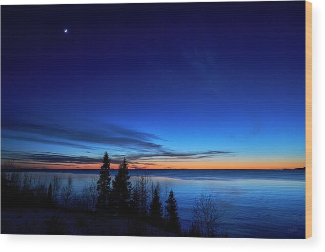 Environment Water Shore Frozen Blue Colorful Wilderness Sunset Light Shoreline Rocky Scenic Ice Cold Terrain Icy Vibrant Natural Close Up Canada Wood Print featuring the photograph Velvet Horizons by Doug Gibbons