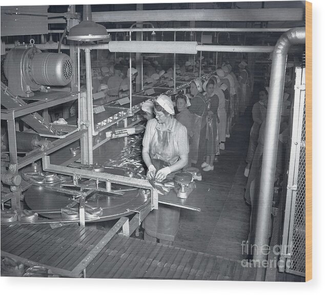 Women Wood Print featuring the photograph Women packing sardines at plant 101 at Cal Pac, the California Packing Corp. 1945 by Monterey County Historical Society