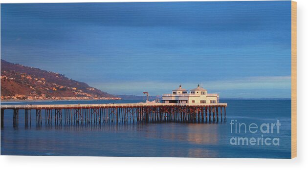 Malibu Wood Print featuring the photograph The Malibu Pier #4 by Marc Bittan