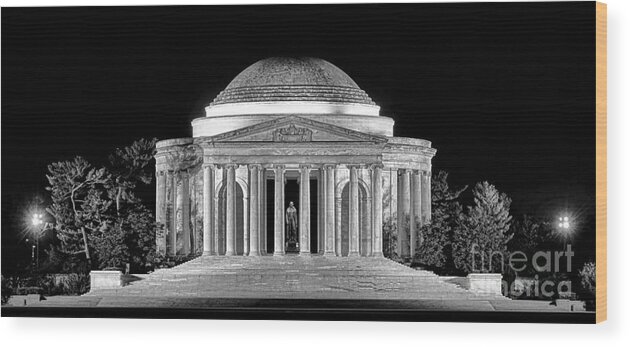 Jefferson Wood Print featuring the photograph Jefferson Memorial Lonely Night by Olivier Le Queinec