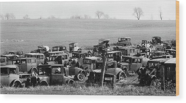 Joes Auto Graveyard Walker Evans Pennsylvania Ohio 1935 Wood Print featuring the photograph Joes Auto Graveyard Walker Evans Pennsylvania Ohio 1935 by David Lee Guss