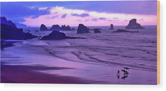 Oregon Wood Print featuring the photograph On the Coast by Scott Mahon