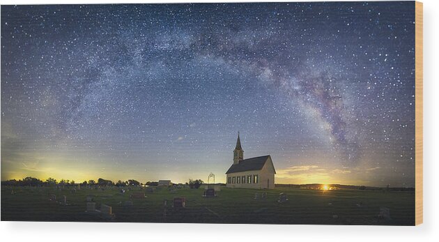 Sky Wood Print featuring the photograph Peace On Earth by Michael Zheng