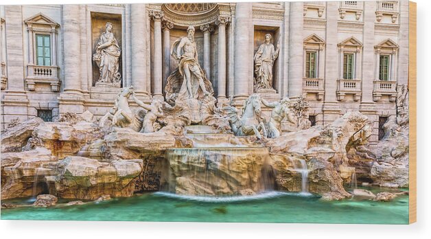 Fountain Wood Print featuring the photograph Trevi Fountain by Harry B Brown