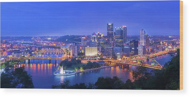 Pittsburgh Wood Print featuring the photograph The Steel City by Michael Zheng