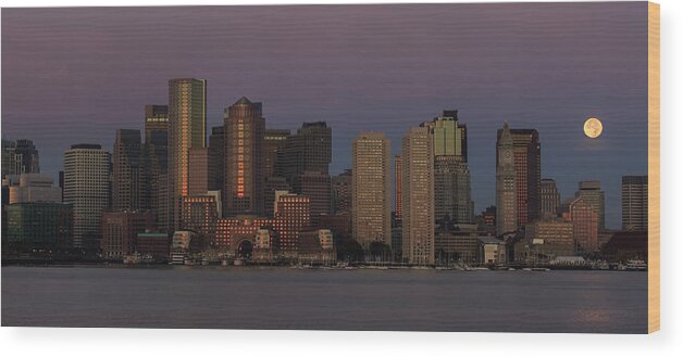 Boston Wood Print featuring the photograph Boston Moonset and Sunrise by Rob Davies