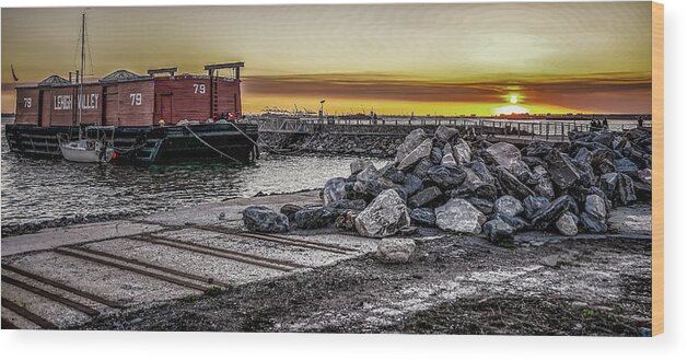 Brooklyn Wood Print featuring the photograph Brooklyn Waterfront Sunset by Jeffrey Friedkin