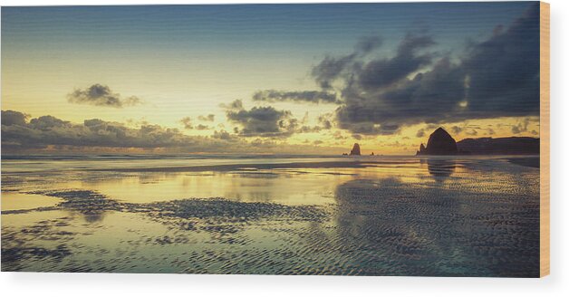 Cannon Beach Wood Print featuring the photograph Seaside Palette by Don Schwartz