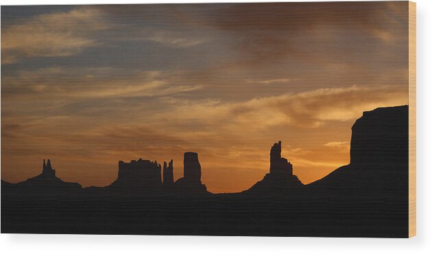 Sunrise Wood Print featuring the photograph Early Sunrise over Monument Valley by Jean Clark