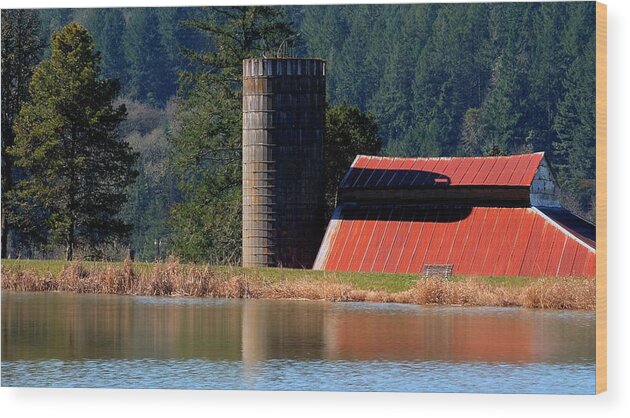 Willamette Wood Print featuring the photograph Red Roof Silo Reflections by Jerry Sodorff