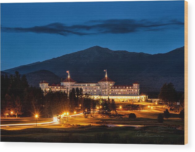 Bretton Woods Wood Print featuring the photograph Mount Washington Hotel 9068 by Dan Beauvais