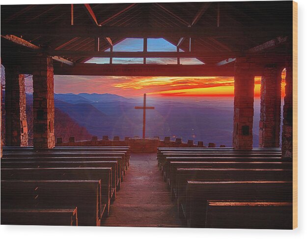 Pretty Place Wood Print featuring the photograph Devine Sunrise by Kevin Senter