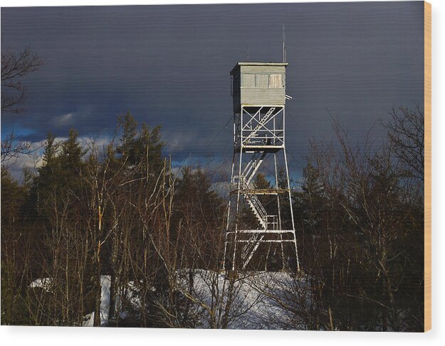 South Pawtuckaway Wood Print featuring the photograph Waiting tower by Rockybranch Dreams