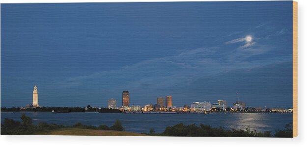 Tranquility Wood Print featuring the photograph Baton Rouge Skyline By Moonlight by Paul D. Taylor