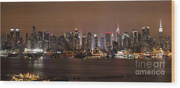 Nyc Wood Print featuring the photograph NYC Skyline by Rick Kuperberg Sr