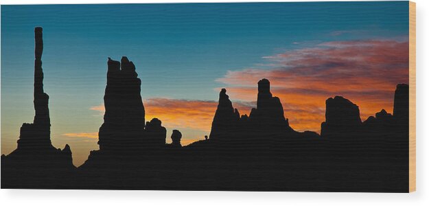 Monument Valley Wood Print featuring the photograph Sunrise at Totem Pole by George Buxbaum