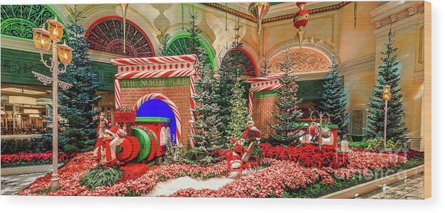Bellagio Christmas Tree Wood Print featuring the photograph Bellagio Christmas Train Decorations Angled 2017 2.5 to 1 Ratio by Aloha Art