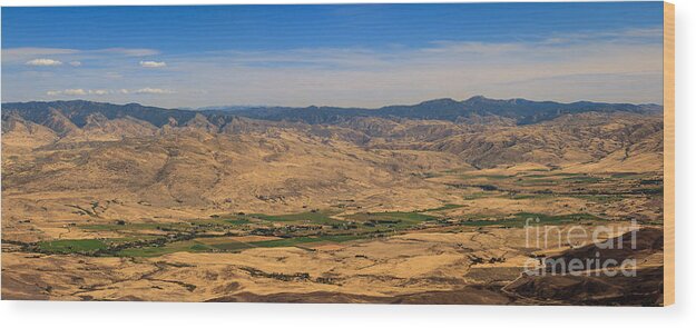 Idaho Wood Print featuring the photograph Great View by Robert Bales