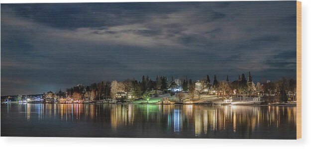 Christmas Wood Print featuring the photograph Christmas Reflections by Rod Best
