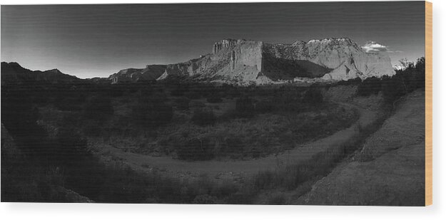 Richard E. Porter Wood Print featuring the photograph Dry River, Caprock Canyons State Park, Texas by Richard Porter