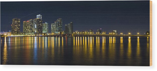 Architecture Wood Print featuring the photograph Miami Downtown Skyline #9 by Raul Rodriguez