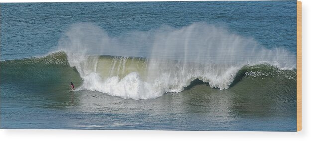 Kauai Wood Print featuring the photograph Overhead Wave Surfing. by Doug Davidson