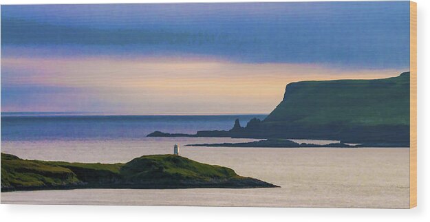 Highlands Wood Print featuring the photograph Ardtreck Point Lighthouse by Neil Alexander Photography