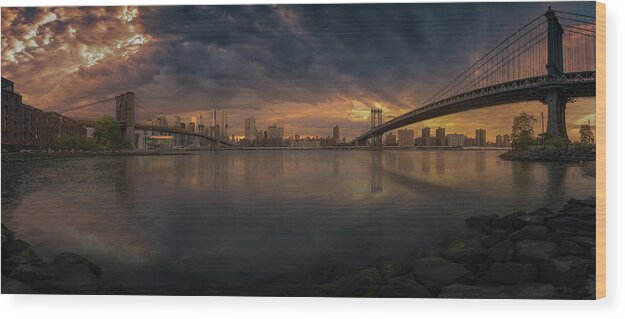 Brooklyn Wood Print featuring the photograph Between Bridges by David Mart?n Cast?n