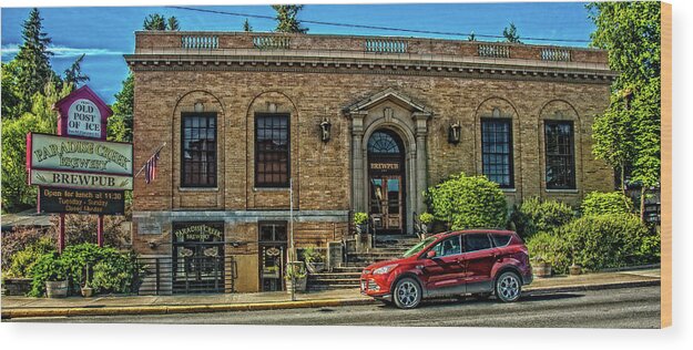 Paradise Creek Brewery Wood Print featuring the photograph Paradise Creek Brewery by Ed Broberg