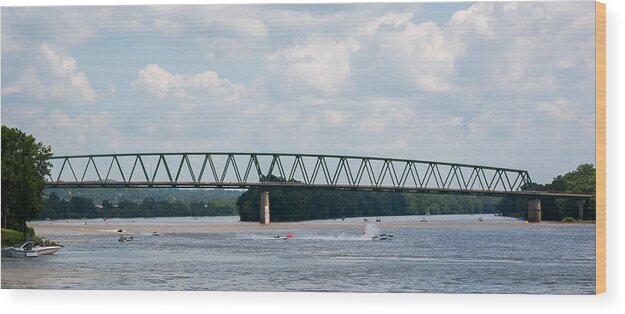 Riverfront Roar Wood Print featuring the photograph Riverfront Roar 2015 by Holden The Moment