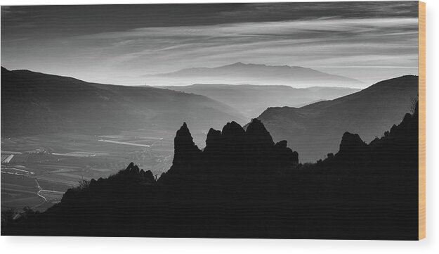 Sierra Nevada Wood Print featuring the photograph Misty Sierra Nevada by Gary Browne
