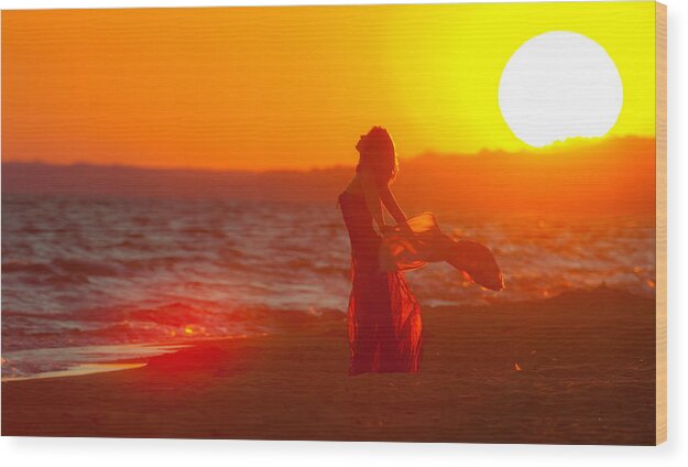 Sunset Wood Print featuring the photograph Sunset Beach by Dario Impini